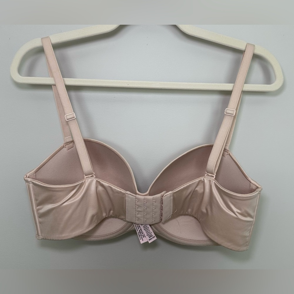 Victorias Secret Body‎ by Victoria Multi-Way Convertible Strapless Bra Nude 36DD - Picture 2 of 11
